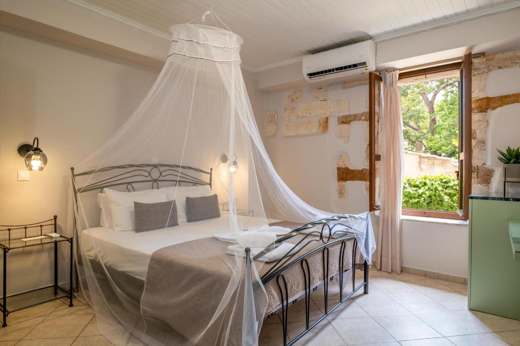 Santa Elena Boutique Rooms خانيا المظهر الخارجي الصورة